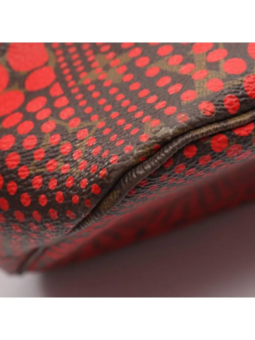 Louis Vuitton not kusama neverfull
